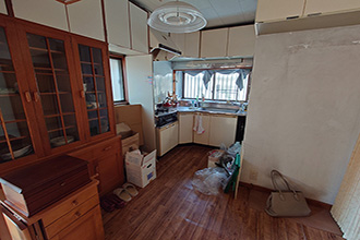 横須賀市上町2丁目　中古戸建